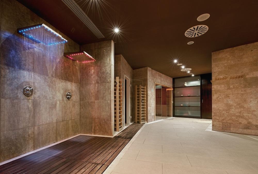 Hotel Basiliani - Cdshotels 4*